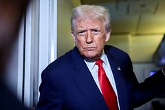 В США намекнули на некомпетентность Трампа в полномочиях Пентагона