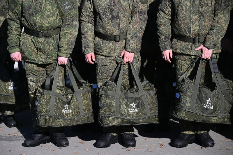 Выплаты контрактникам в Саратовской области