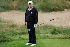 Трамп предложил Обаме сыграть в гольф во время похорон бывшего президента США